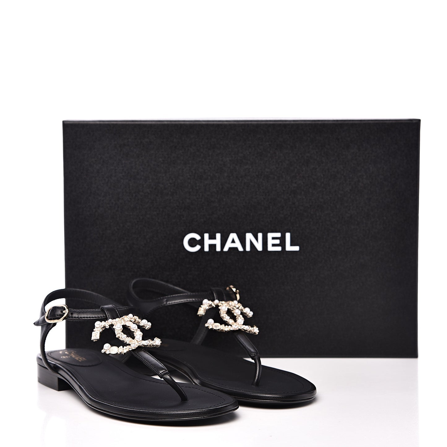 Lambskin Pearl CC Thong Sandals 35.5 Black