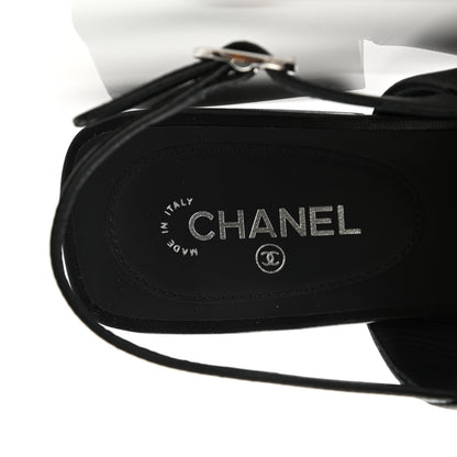 Chanel Lambskin Camellia Thong Sandals 35 Black White 7 of 9
