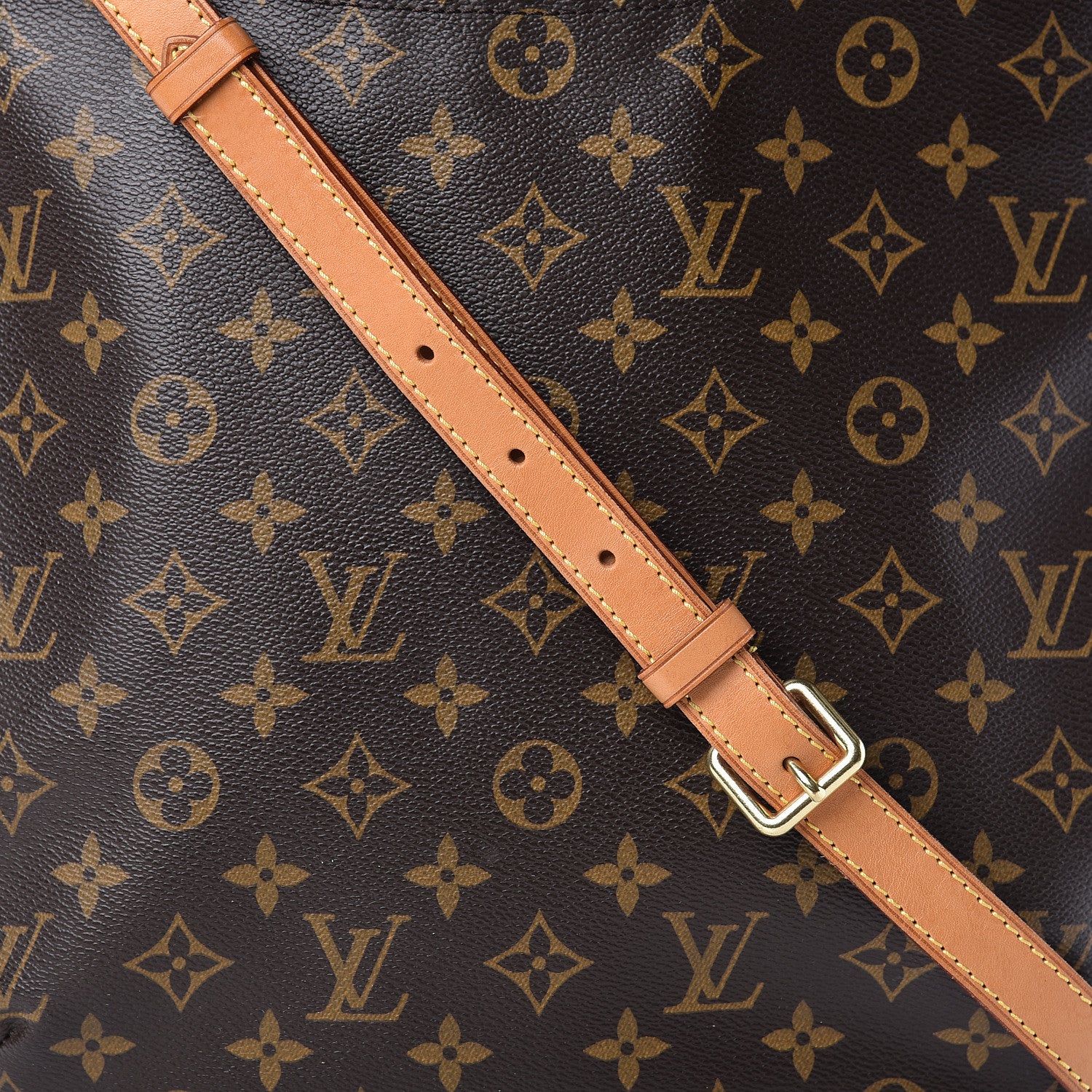 Louis Vuitton Monogram Odeon MM 8 of 10