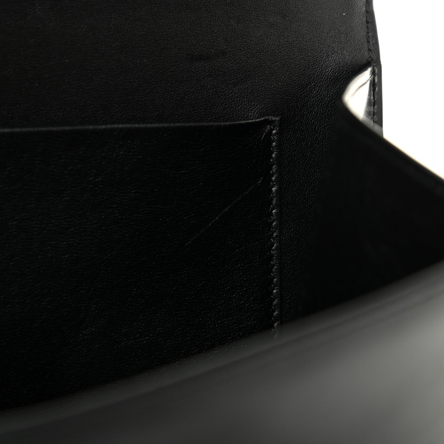 Shiny Calfskin Triomphe Clutch Black