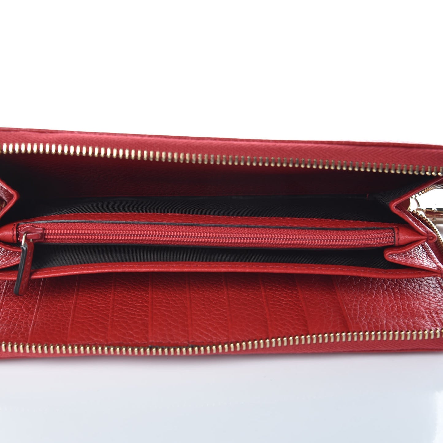 Pebbled Calfskin Soho Zip Around Wallet Vibrant Red