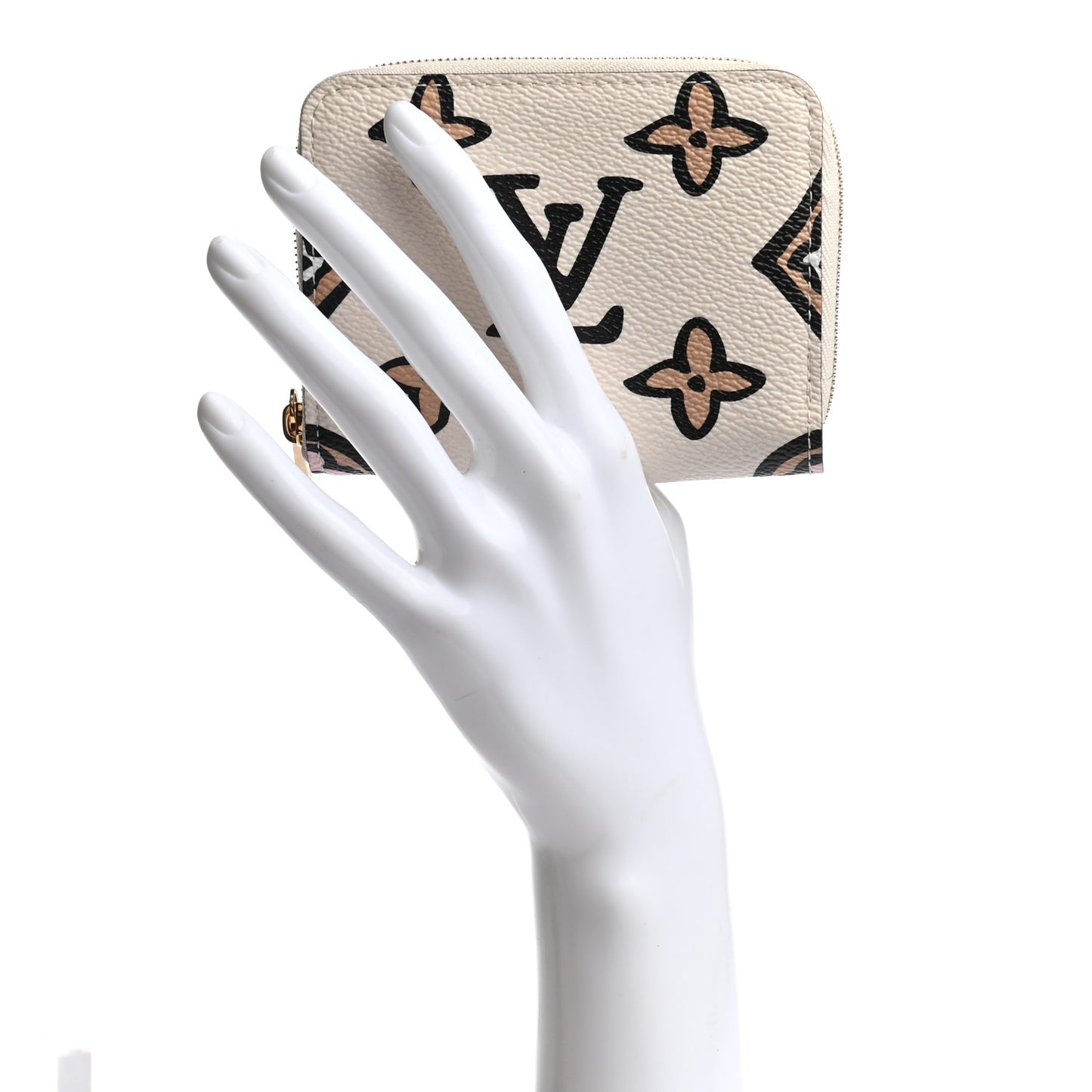 Monogram Giant Wild At Heart Zippy Coin Purse Creme