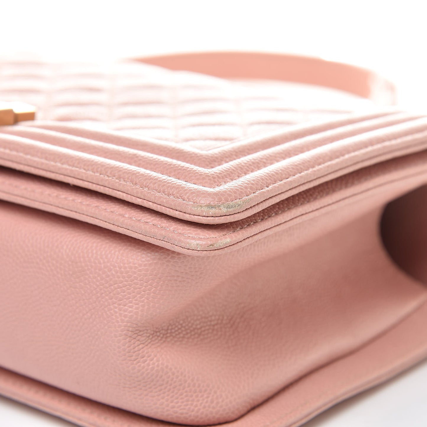 Caviar Quilted Medium Boy Flap Pink