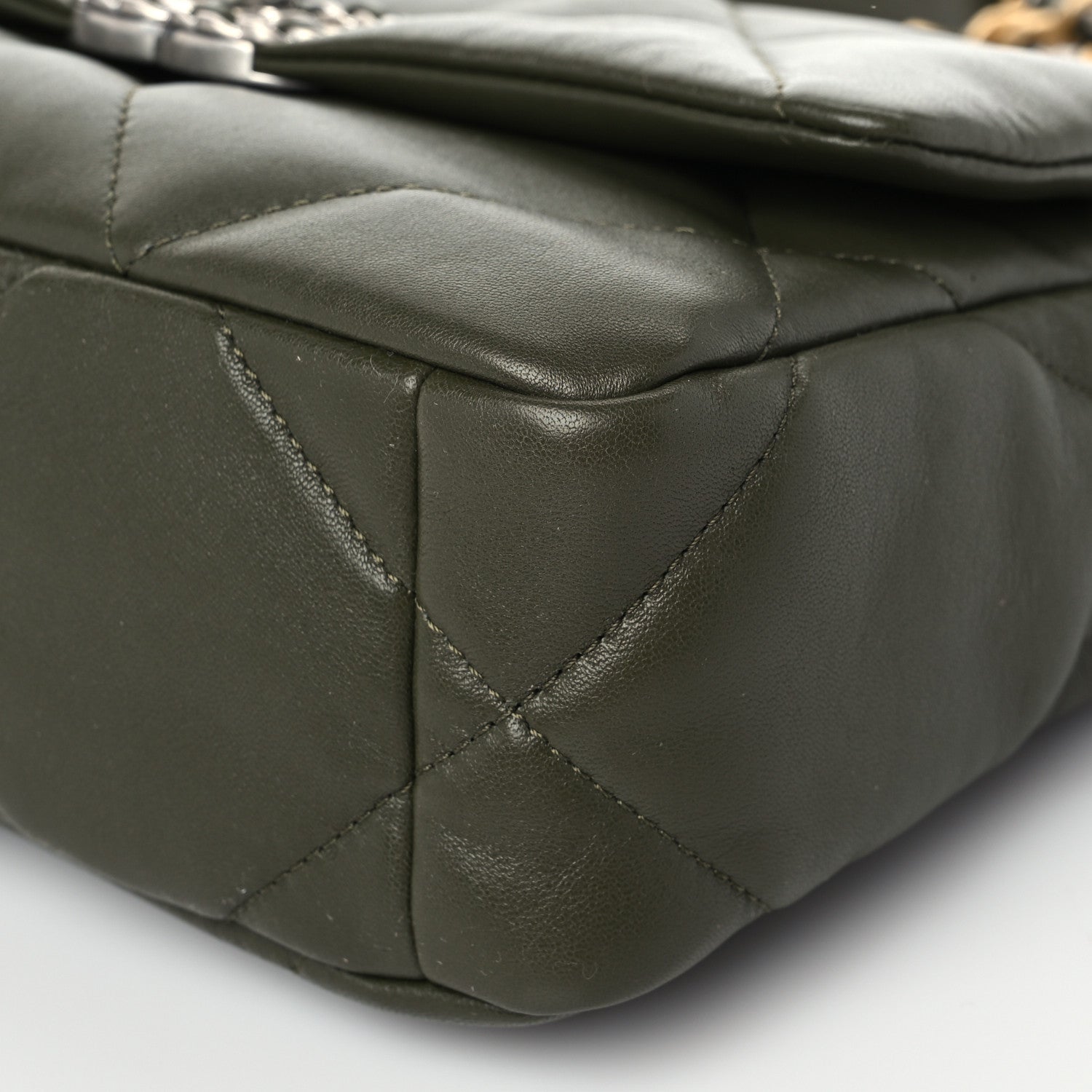 Chanel Lambskin Quilted Medium Chanel 19 Flap Khaki 9 of 9