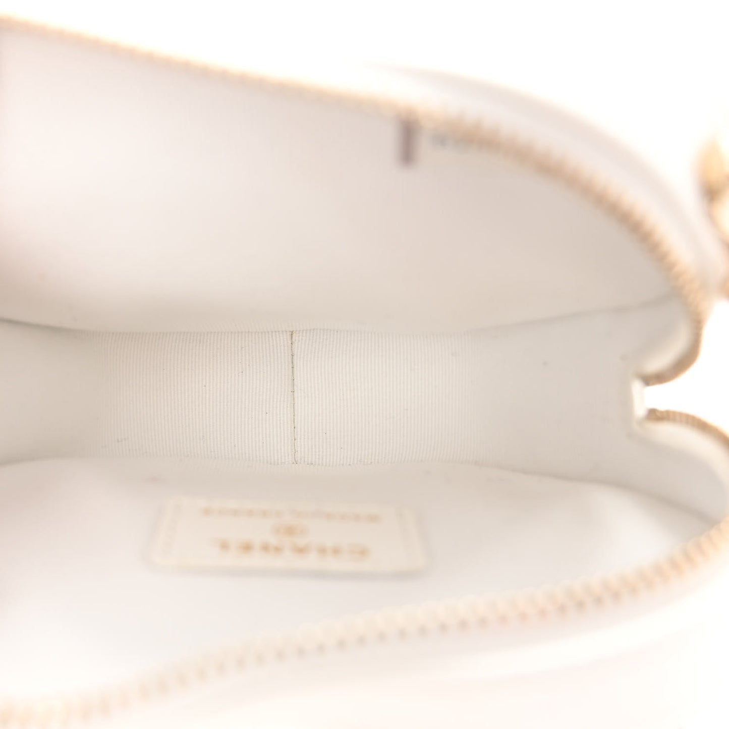 Lambskin Quilted CC In Love Heart Clutch With Chain White