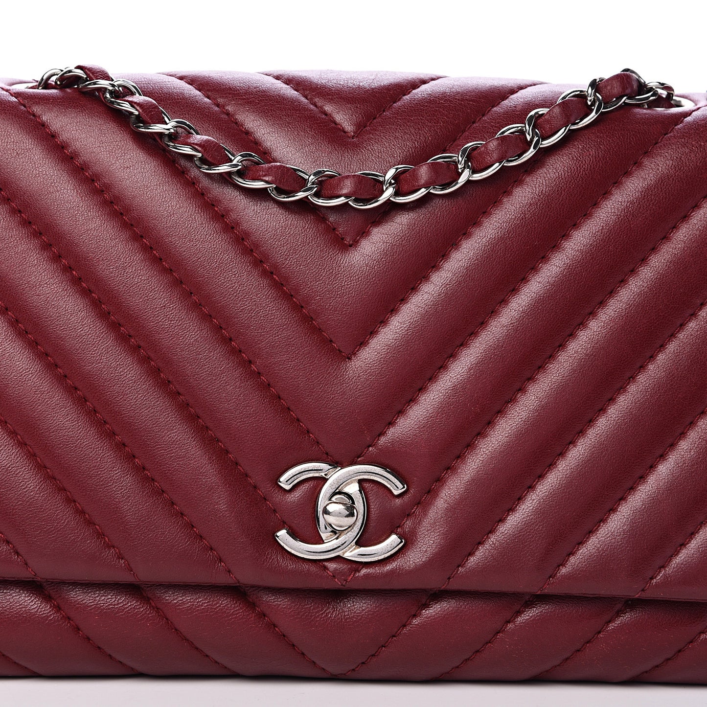 Lambskin Chevron Quilted Medium Surpique Flap Dark Red