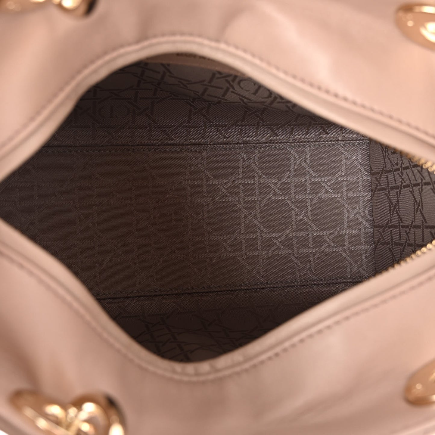 Lambskin Cannage Medium Lady Dior Rose Poudre