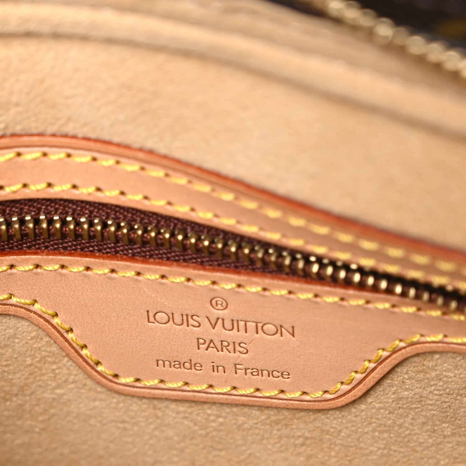 Louis Vuitton Monogram Looping MM 6 of 10