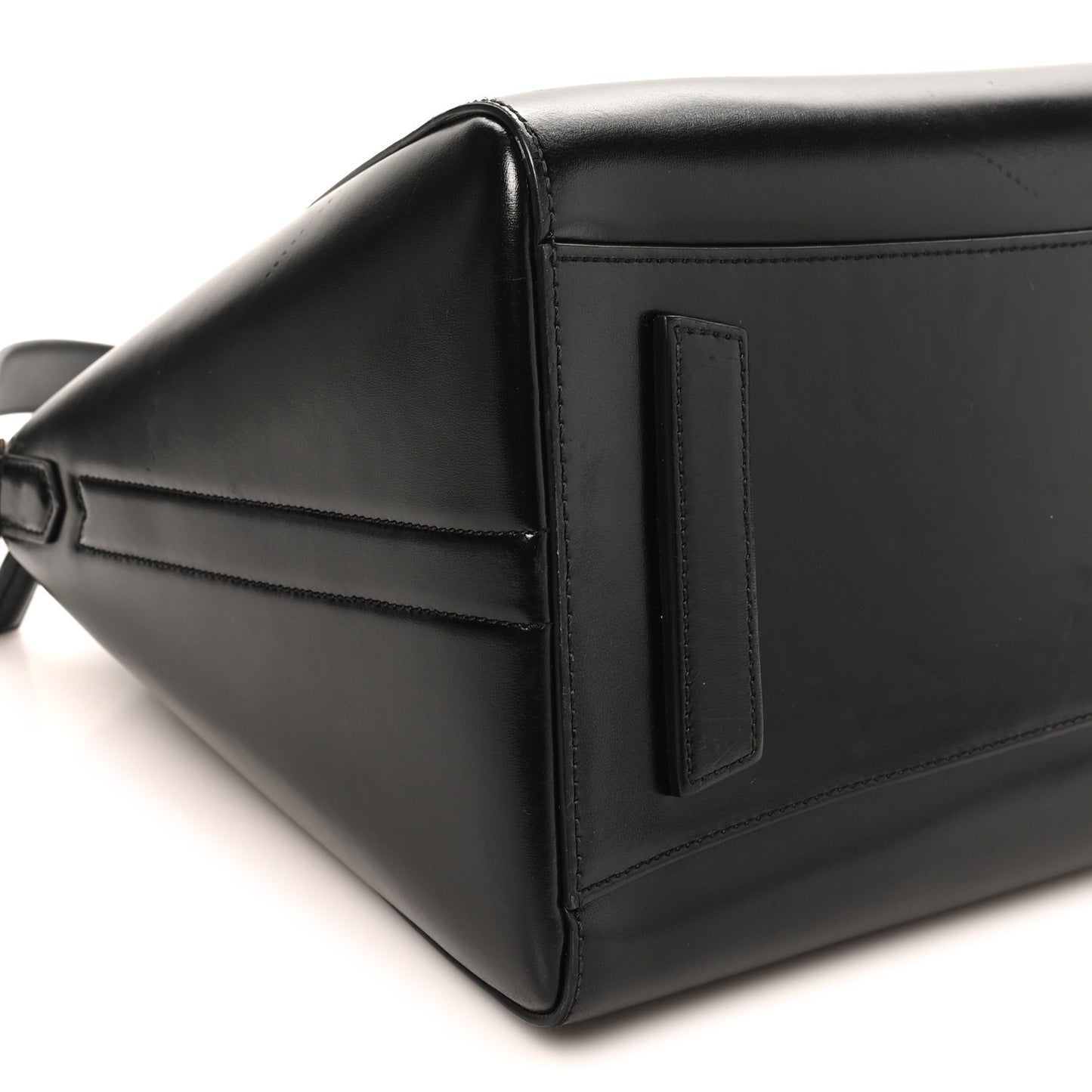 Shiny Lord Calfskin Medium Antigona Black