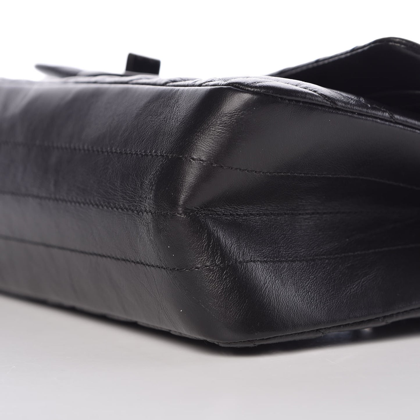Aged Calfskin Chevron Quilted 2.55 Reissue 225 Flap So Black