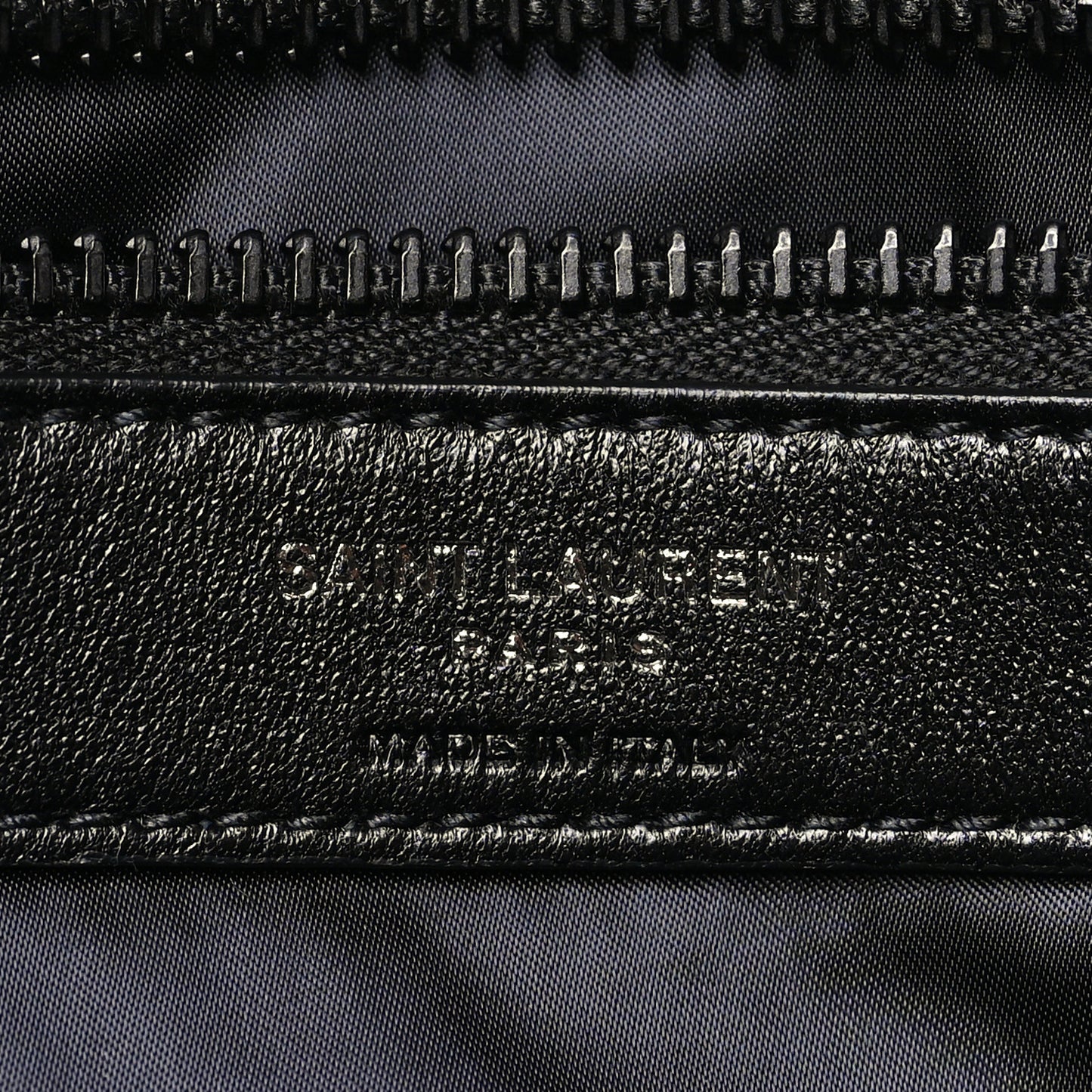 Econyl Nylon Niki Messenger Black