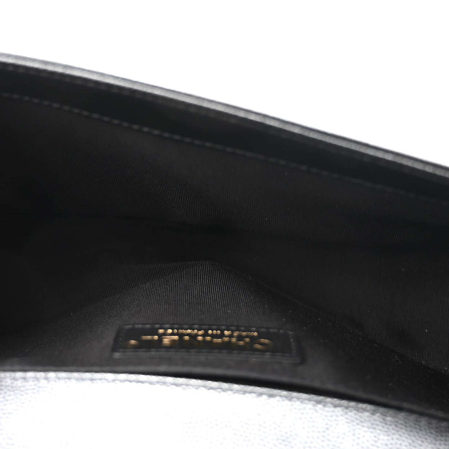 Caviar Quilted Medium Boy Flap Black