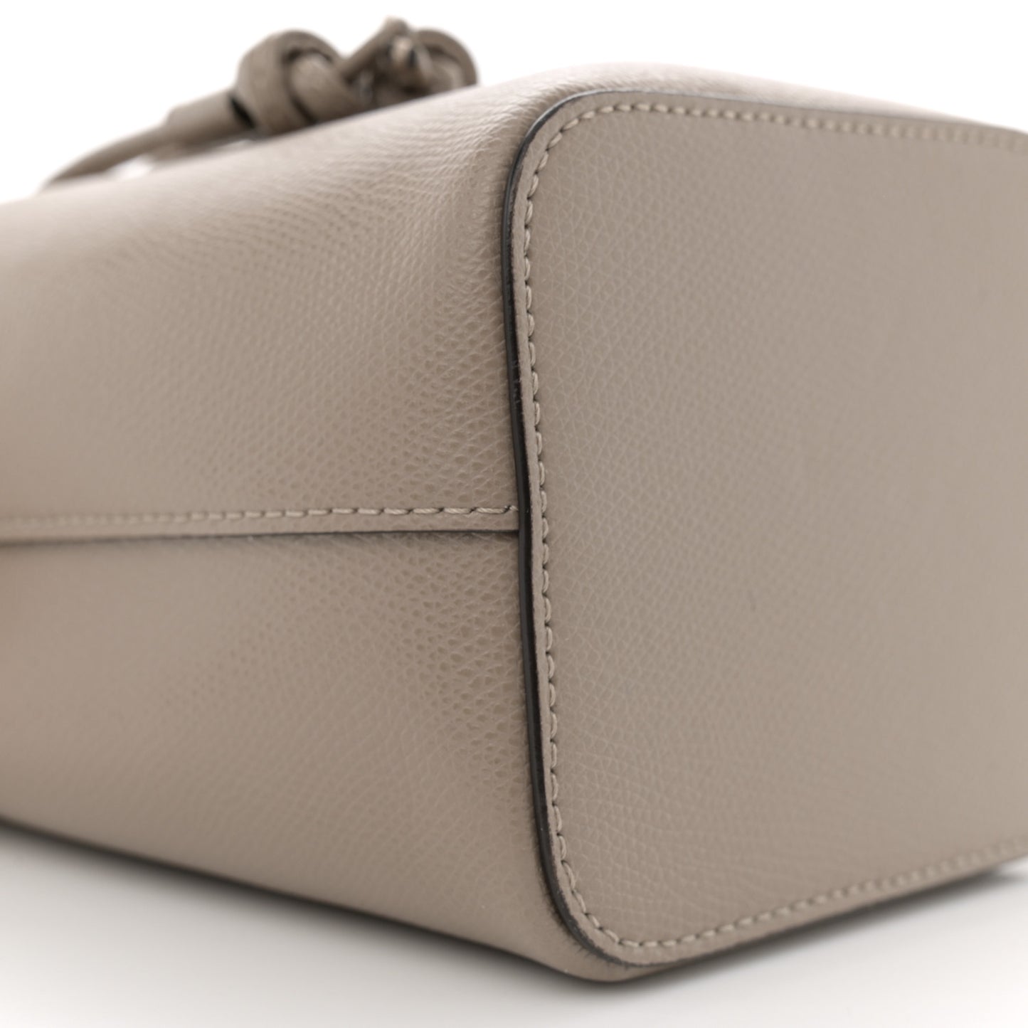 Vitello Cruise F is Fendi Mini Mon Tresor Bucket Bag Tortora