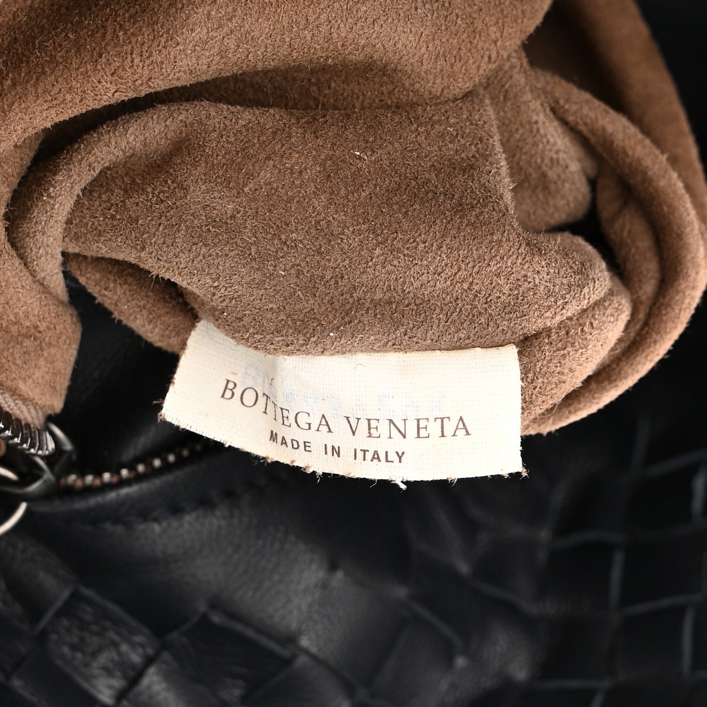 Nappa Intrecciato Medium Garda Bag Tourmaline