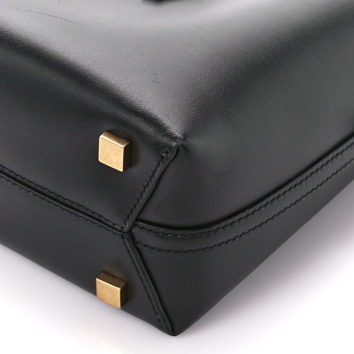 Shiny Calfskin Le 37 Mini Bucket Bag Black