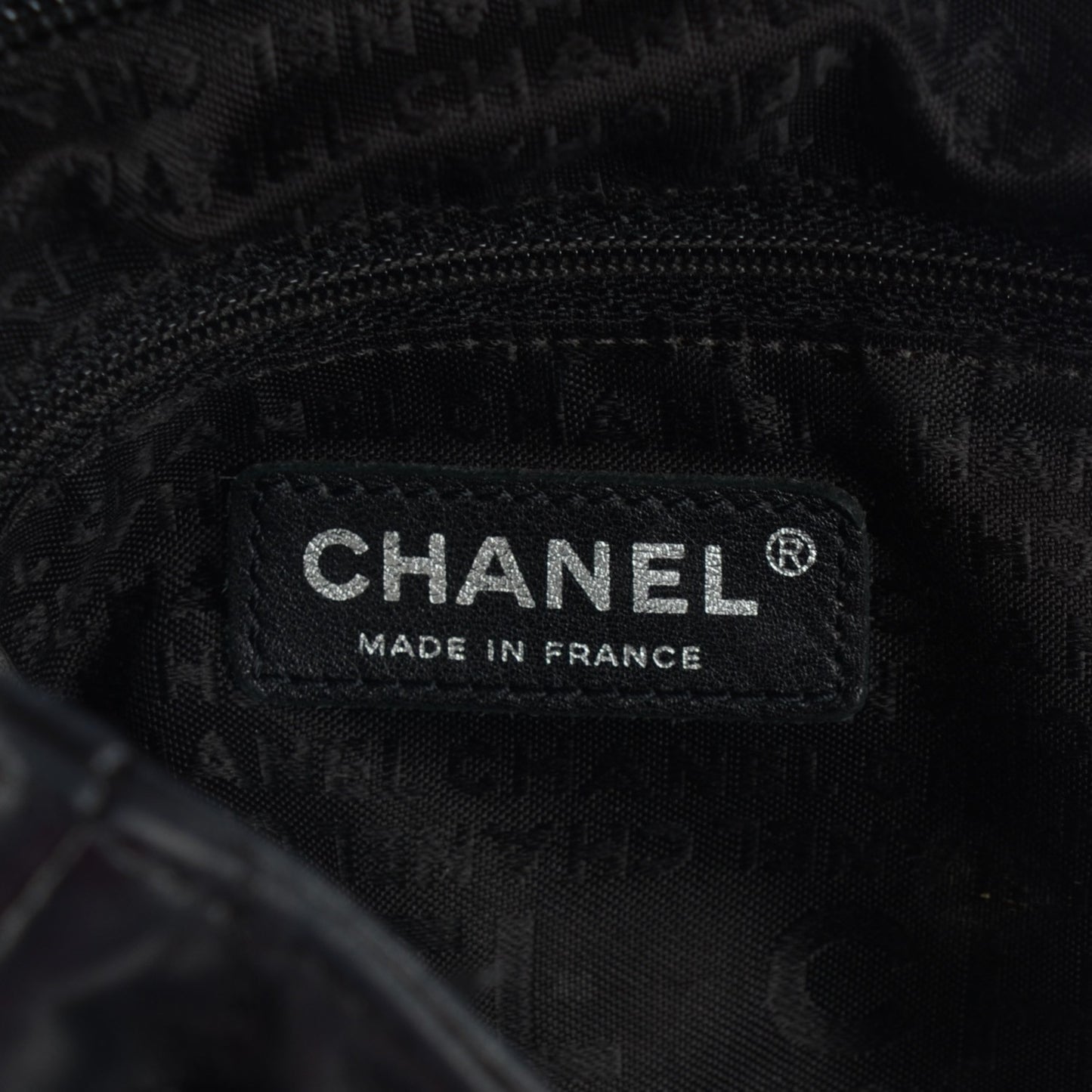 Lambskin Medium Ultimate Soft Tote Black