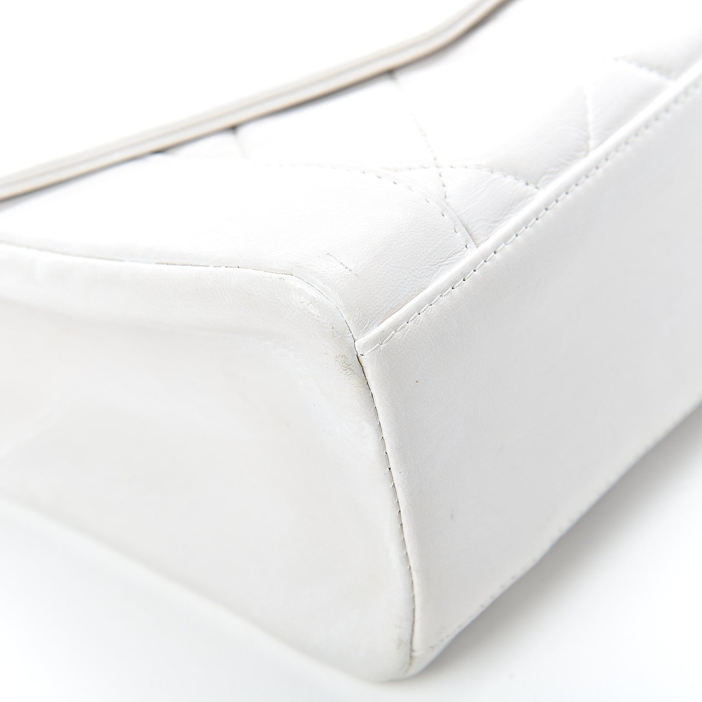 Lambskin Quilted Medium Single Flap White