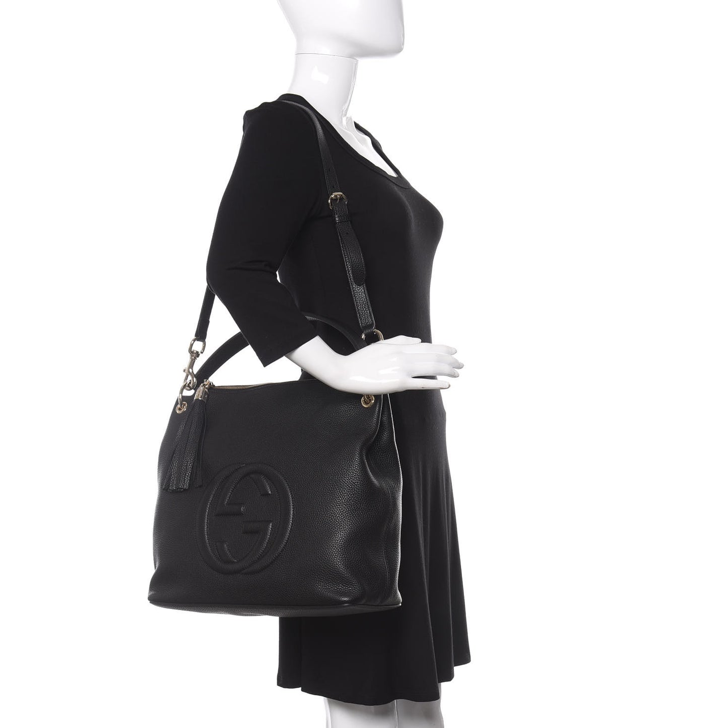 Pebbled Calfskin Large Soho Hobo Black