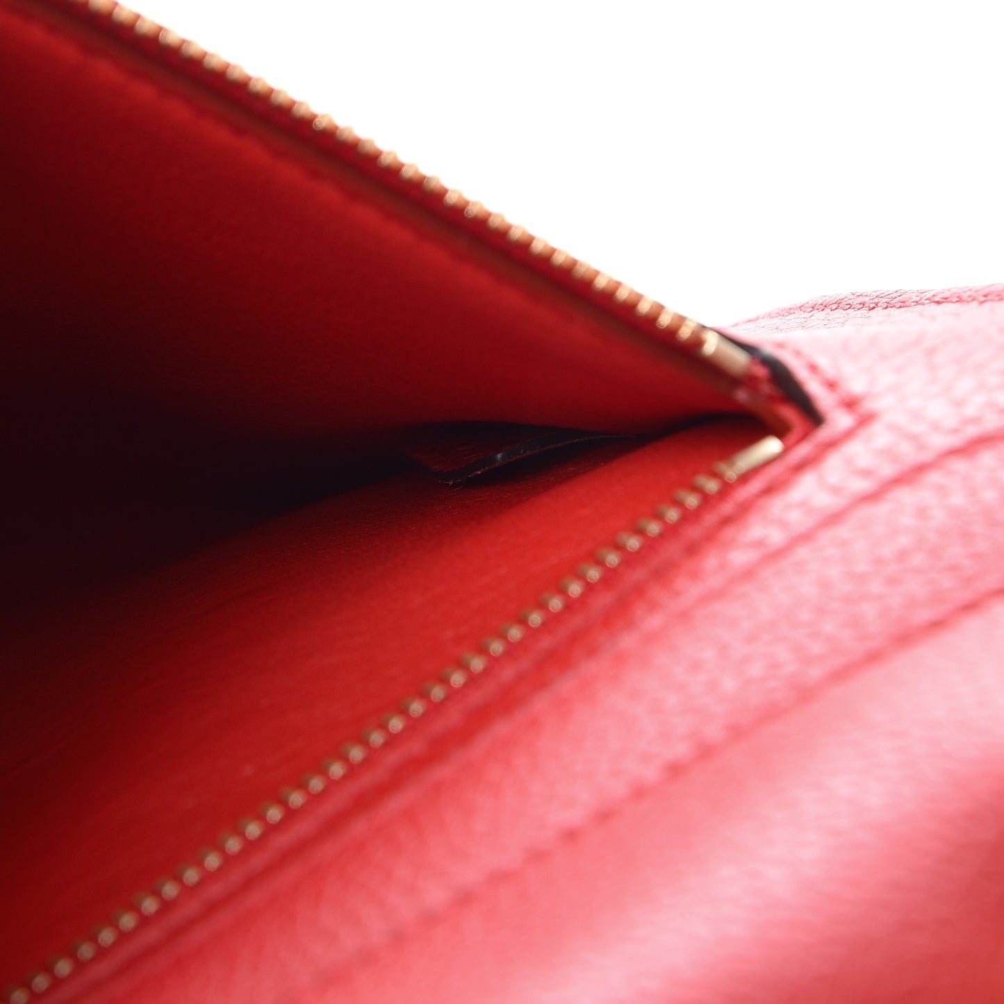 Drummed Calfskin Suede Medium Trapeze Coquelicot