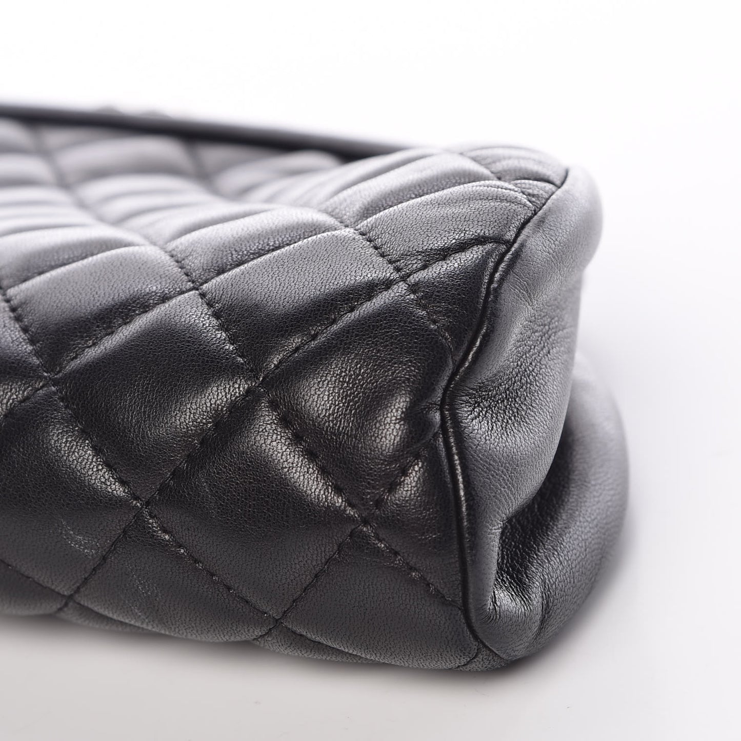 Lambskin Quilted Timeless Clutch Black