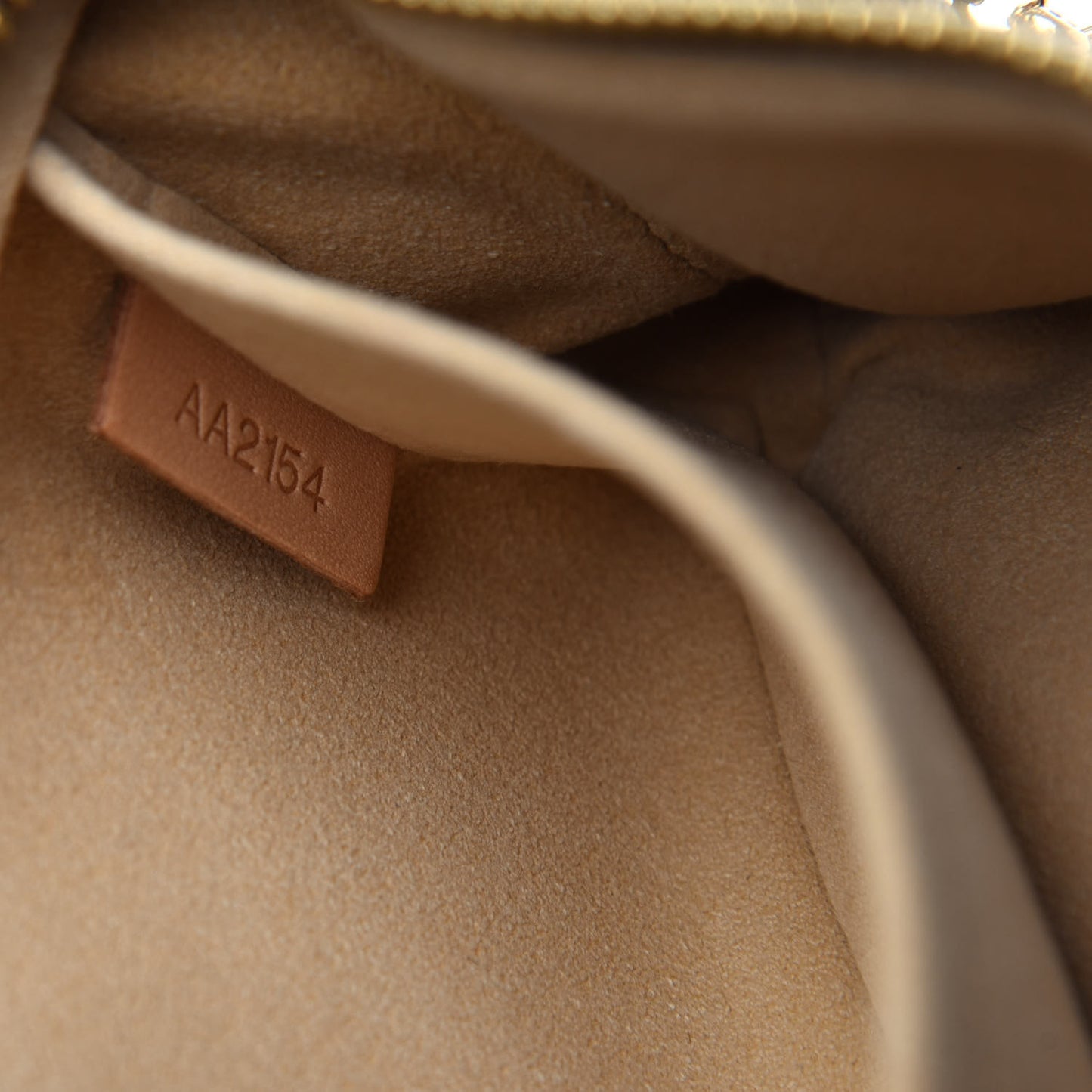 Monogram Pochette Milla MM