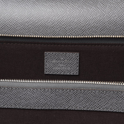 Louis Vuitton Taiga Pilot Case Glacier 6 of 16