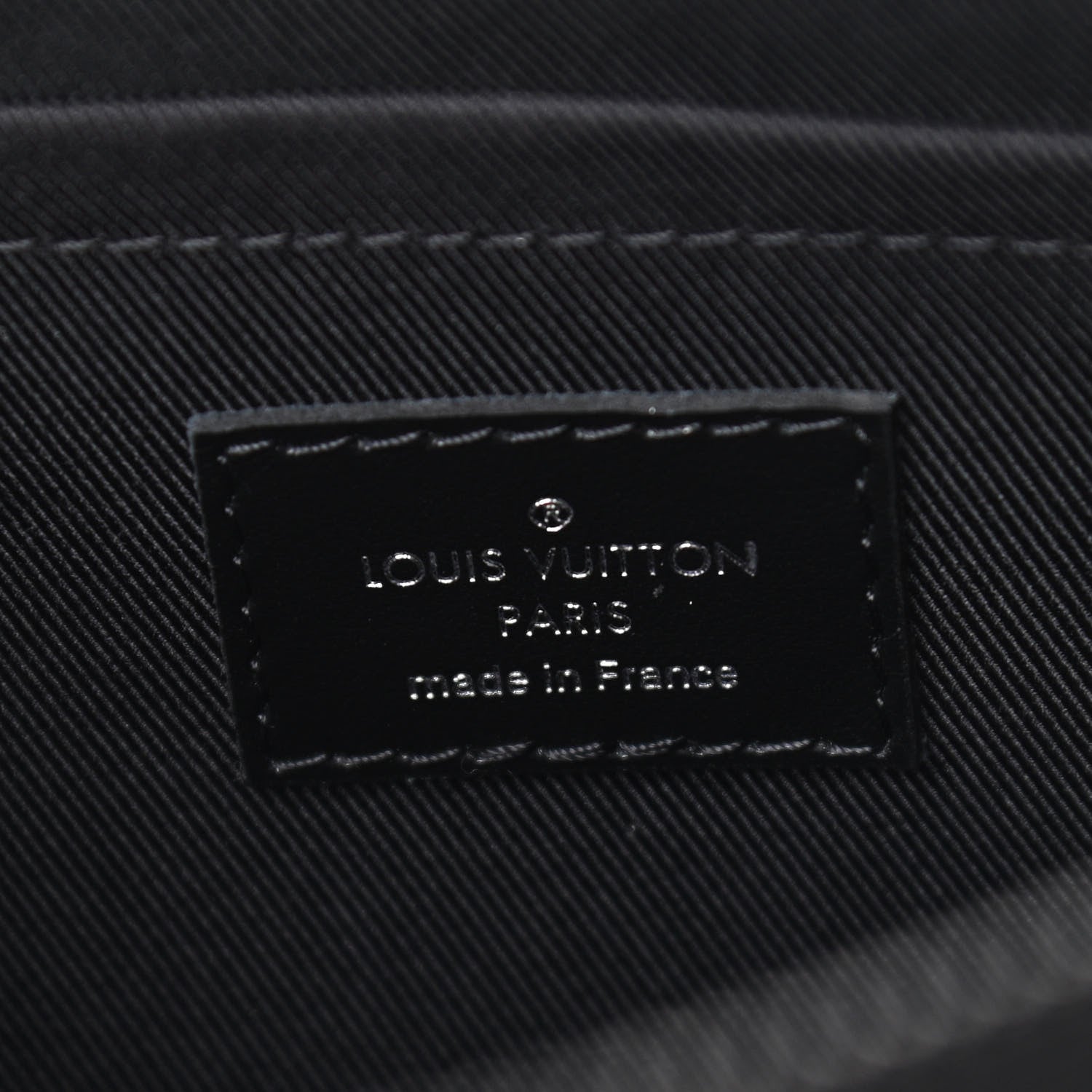 Louis Vuitton Taurillon Monogram Steamer Messenger Black 6 of 10
