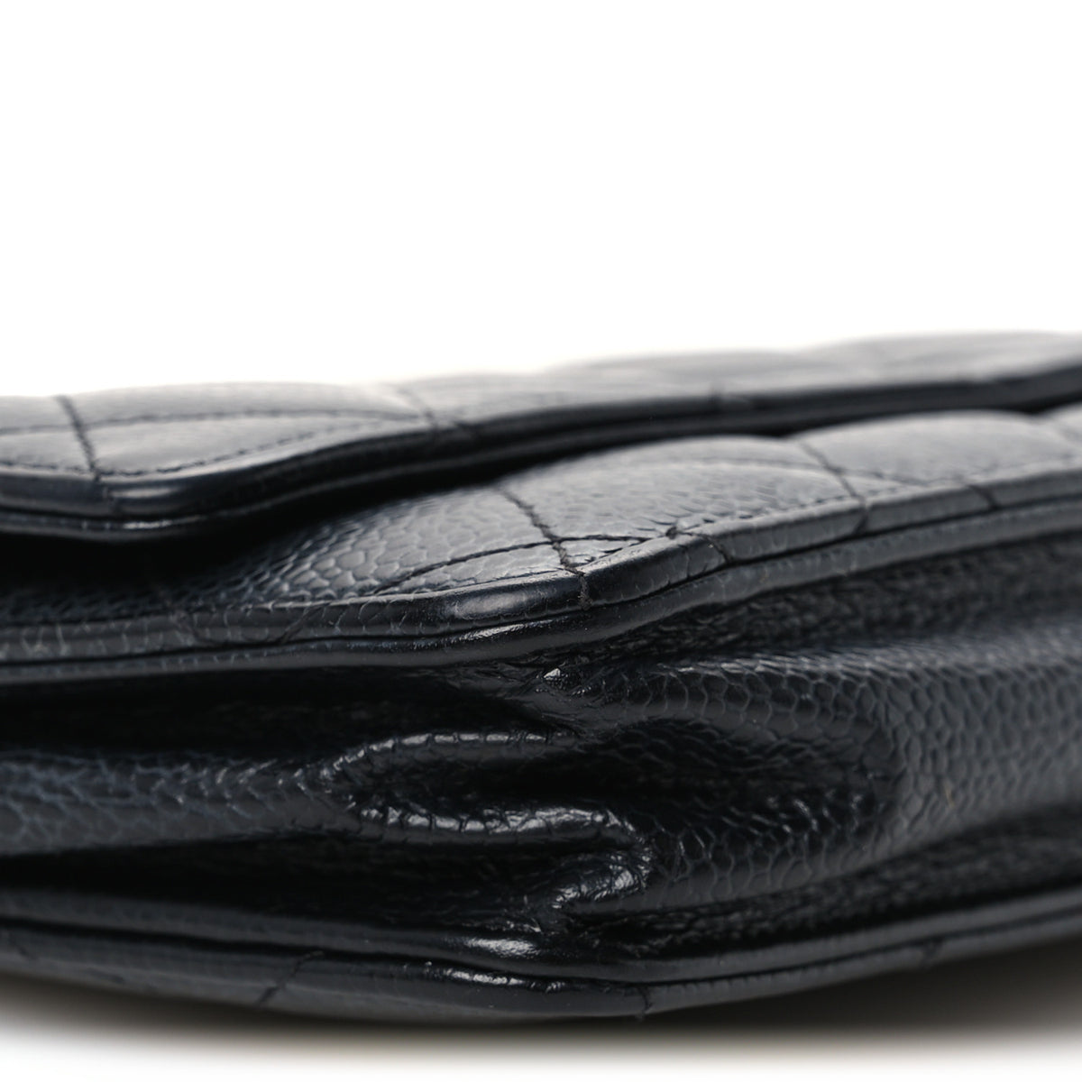 Caviar Quilted Wallet on Chain WOC Black