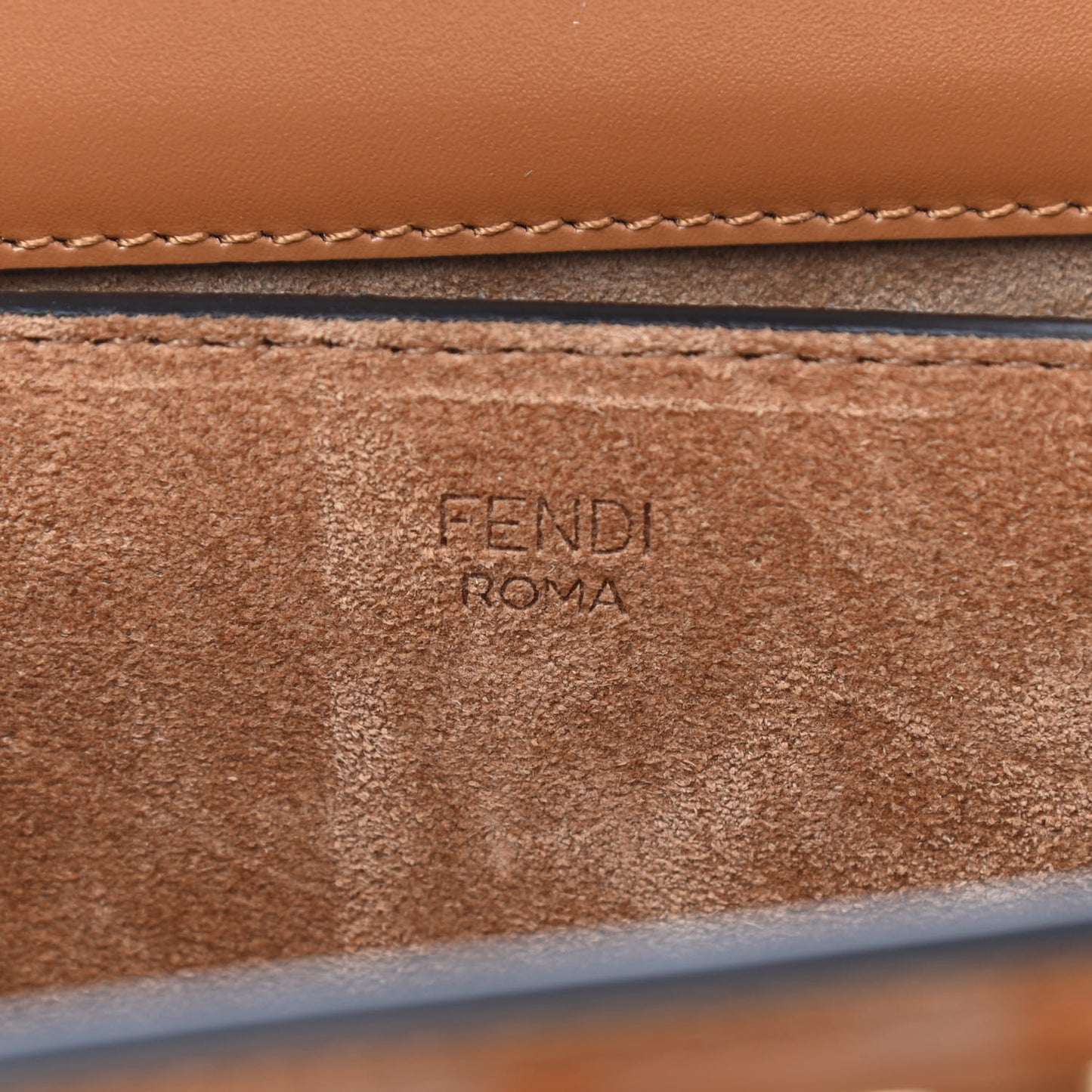 Vitello King Luxor Fendi Touch Shoulder Bag Caramello