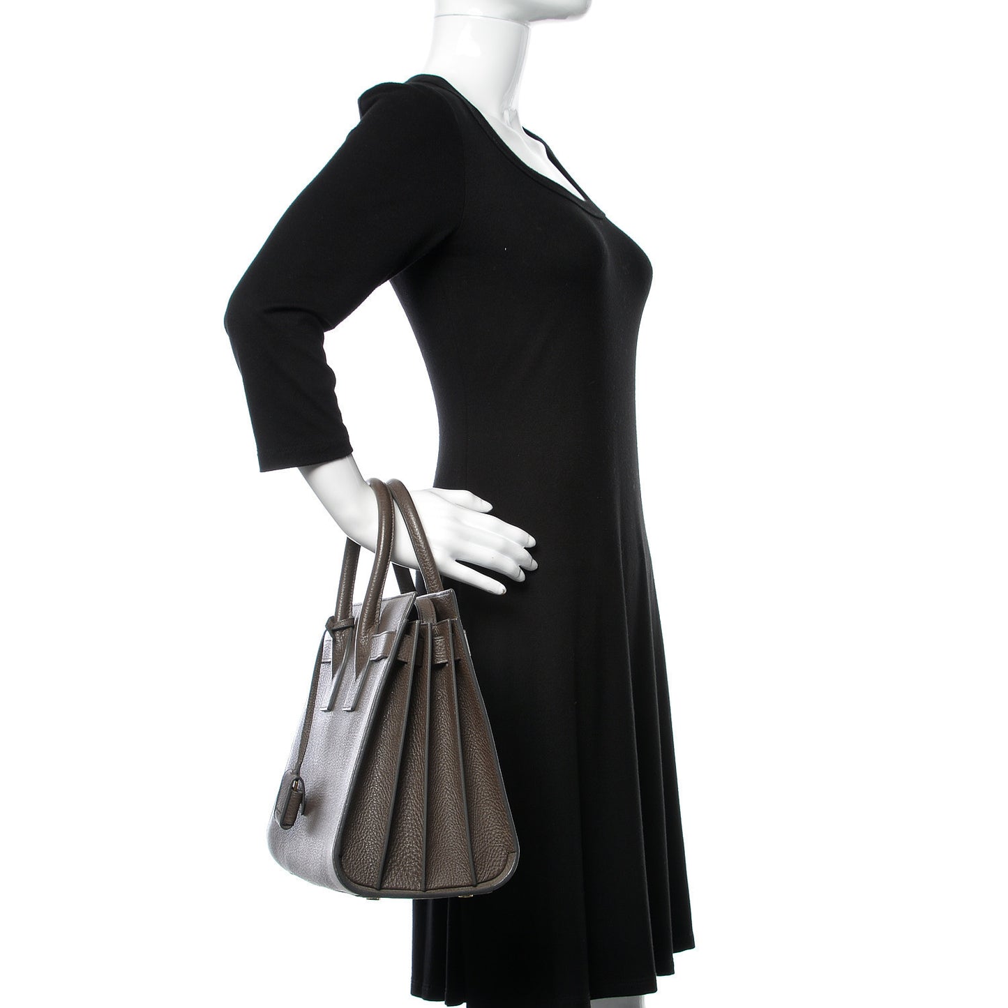 Grained Calfskin Small Sac De Jour Earth