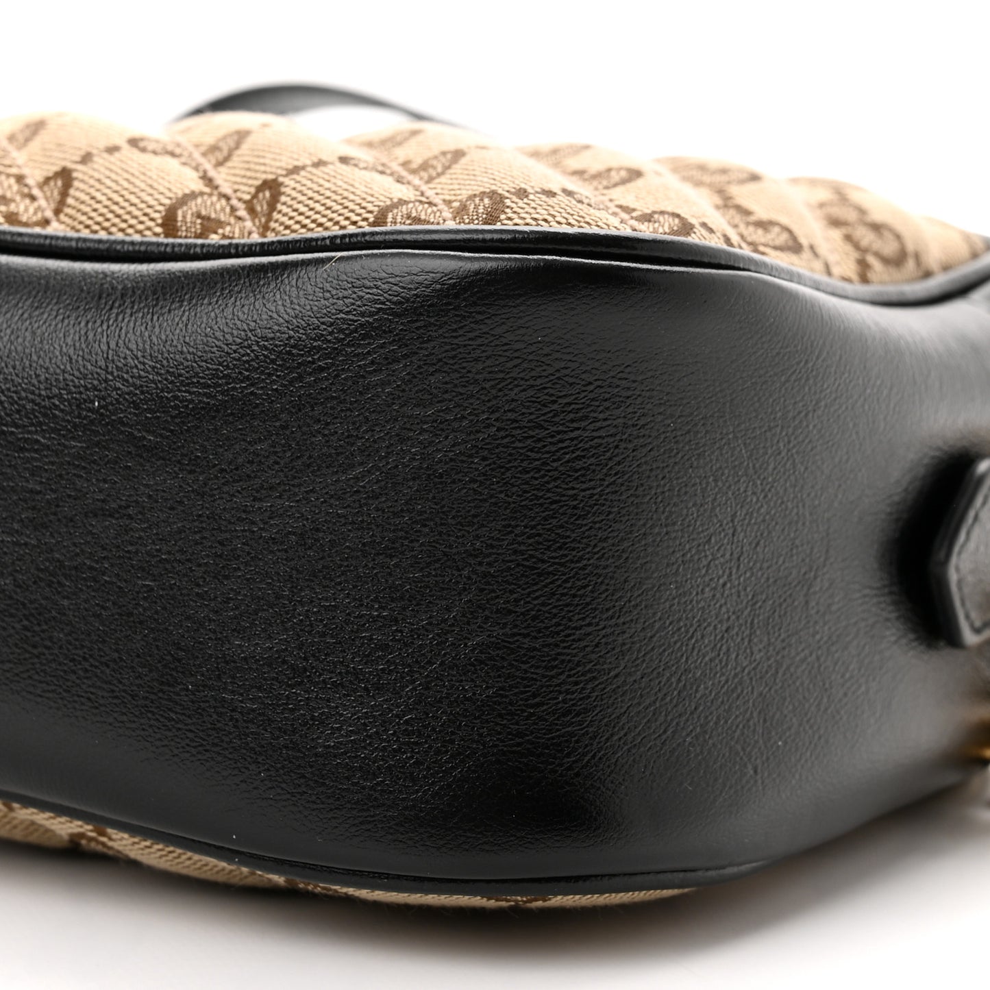 Monogram Matelasse Diagonal Small GG Marmont Chain Shoulder Bag Beige Black