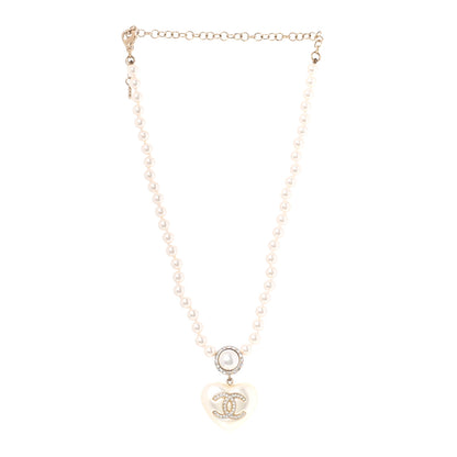 Chanel Pearl Crystal CC Heart Short Necklace Pearly White Gold 3 of 5