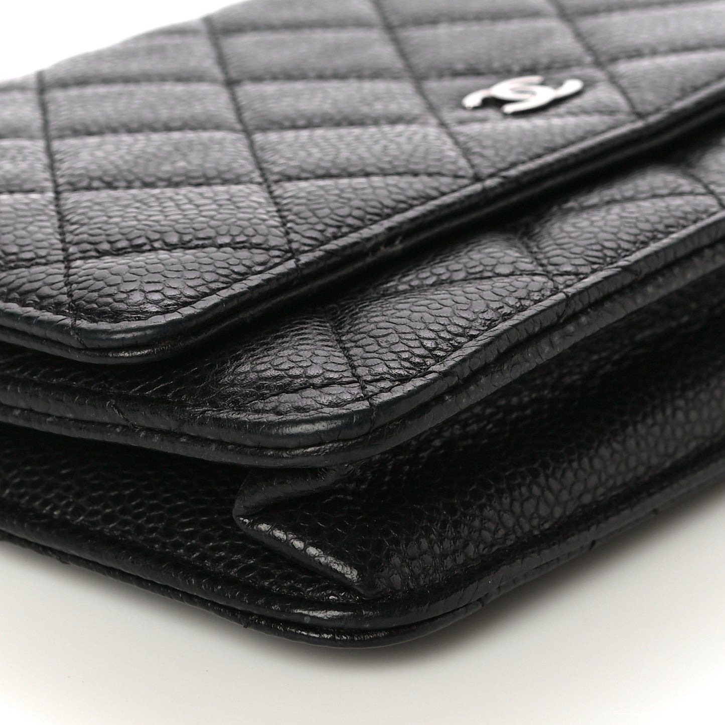 Caviar Quilted Wallet On Chain WOC Black
