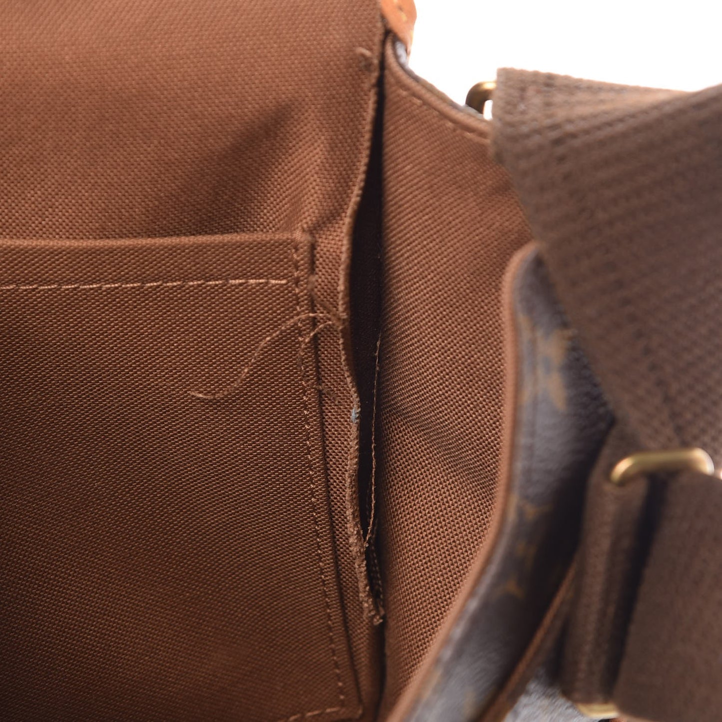 Monogram Bosphore PM Messenger