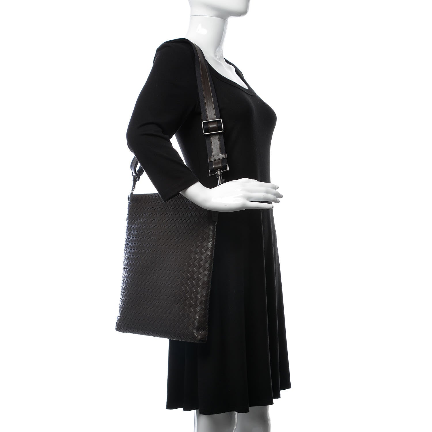 Bottega Veneta Nappa Intrecciato VN Crossbody Messenger Bag Ebano 2 of 8