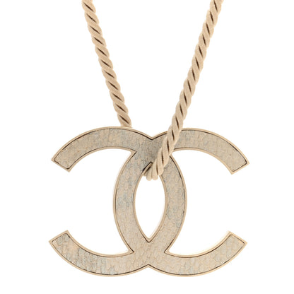 Chanel Silk Metal Snakeskin Oversized CC Short Necklace Pendant Gold 1 of 4