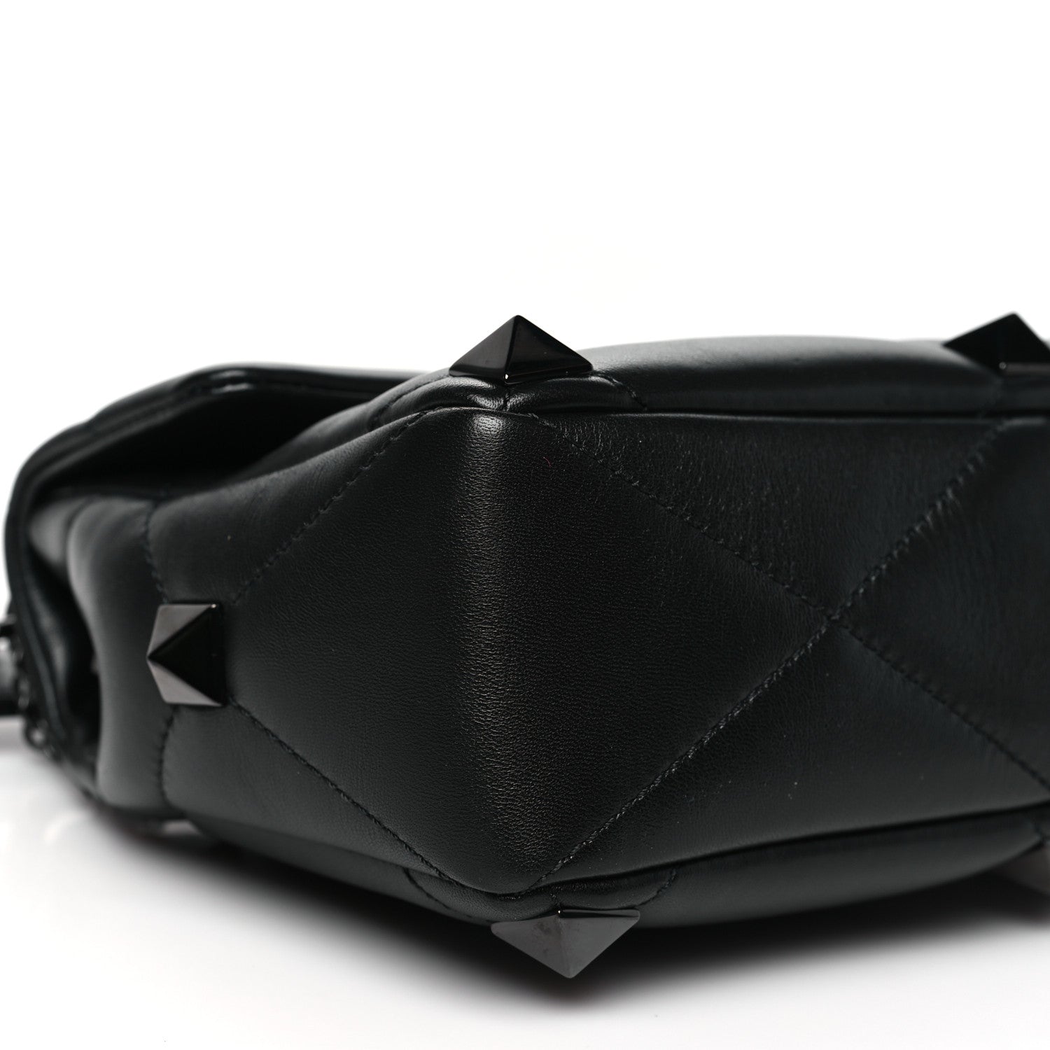 Valentino Garavani Nappa Monochrome Large Roman Stud Shoulder Bag  Black 7 of 8