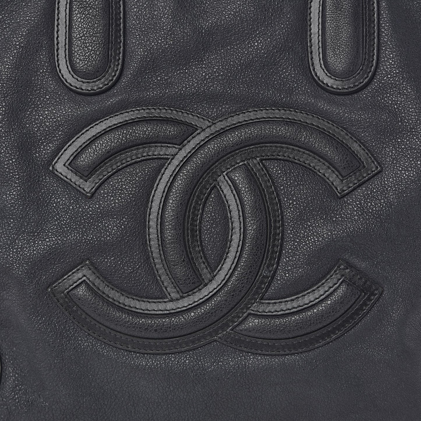 Calfskin CC Shoulder Bag Black