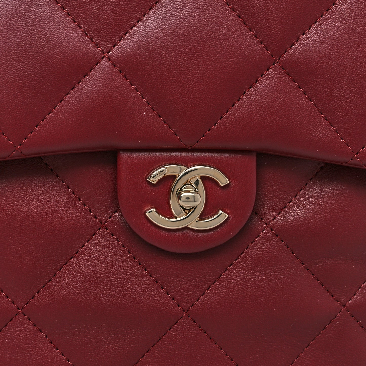Lambskin Quilted Chain Backpack Burgundy