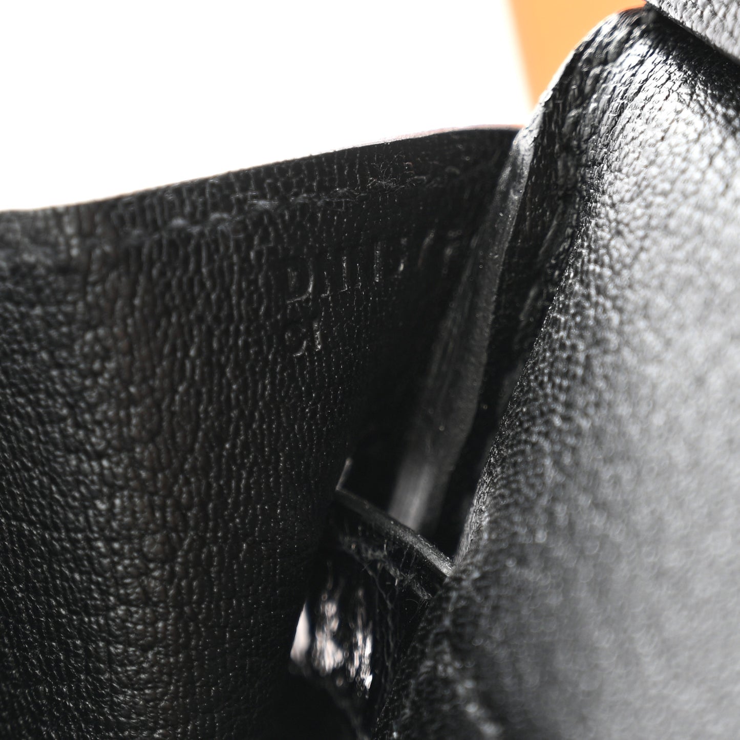 Togo Shiny Niloticus Crocodile Birkin Touch 30 Black