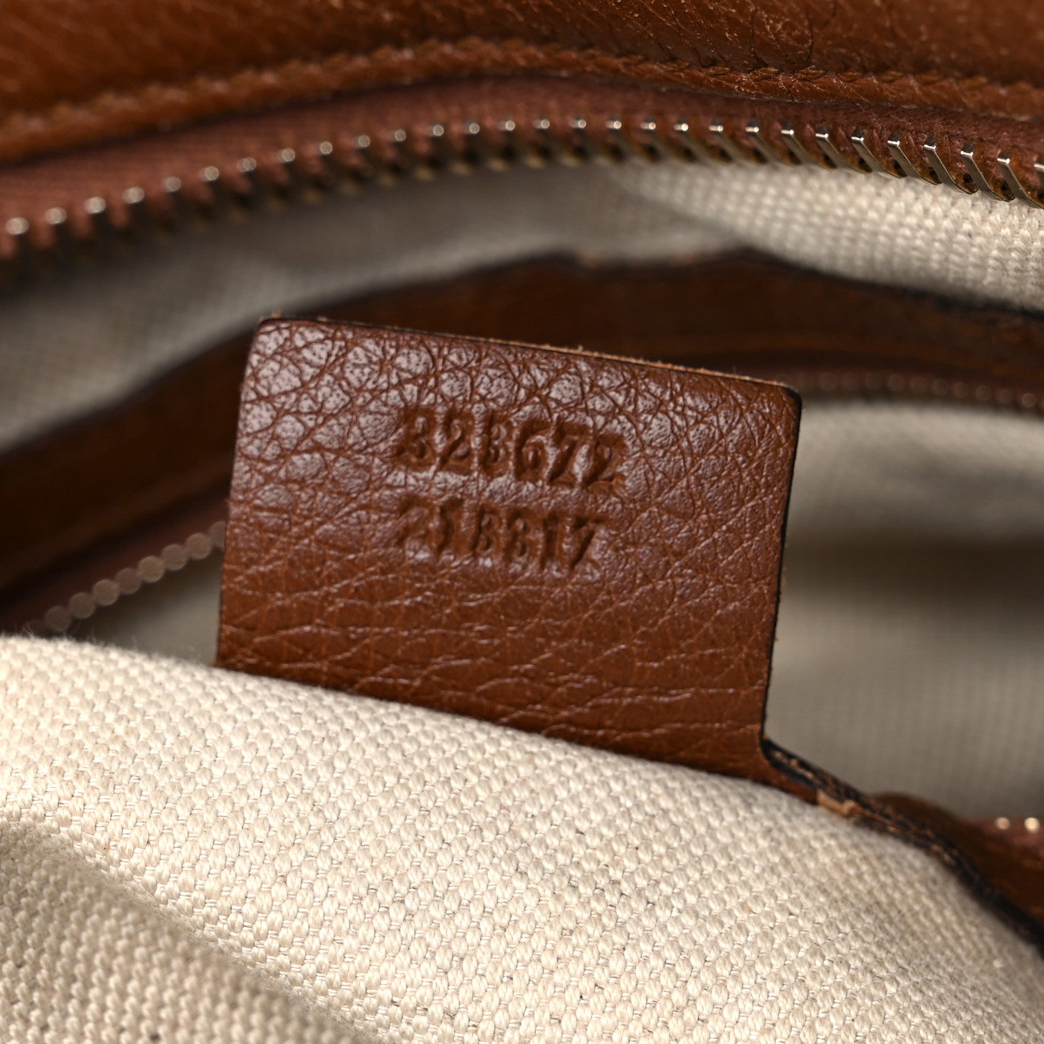 Gucci Pebbled Calfskin Medium Bree Shoulder Bag Nut Brown 7 of 32