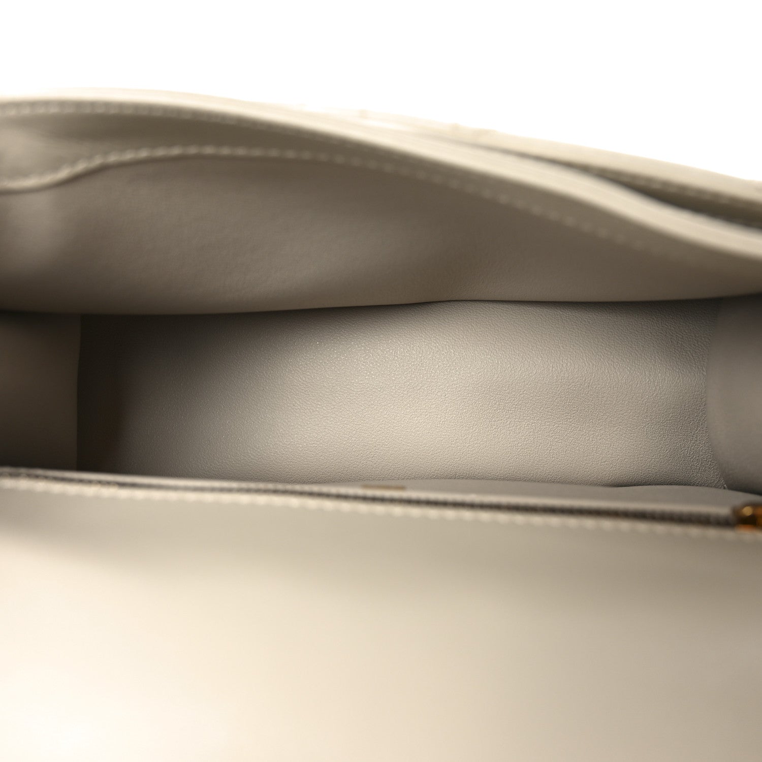 Salvatore Ferragamo Calfskin Quilted Gancini Flap Bag Peony 5 of 9