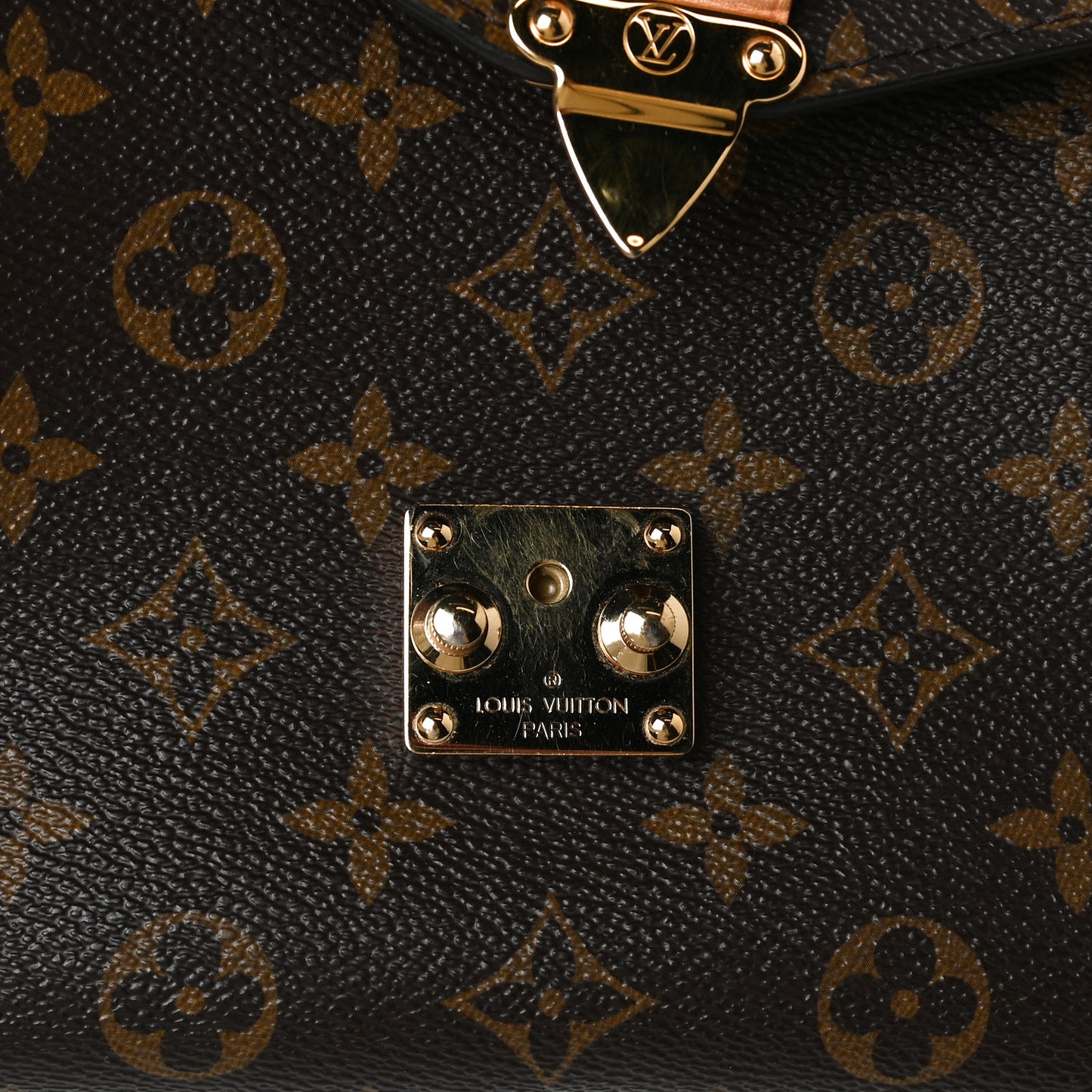 Monogram Pochette Metis