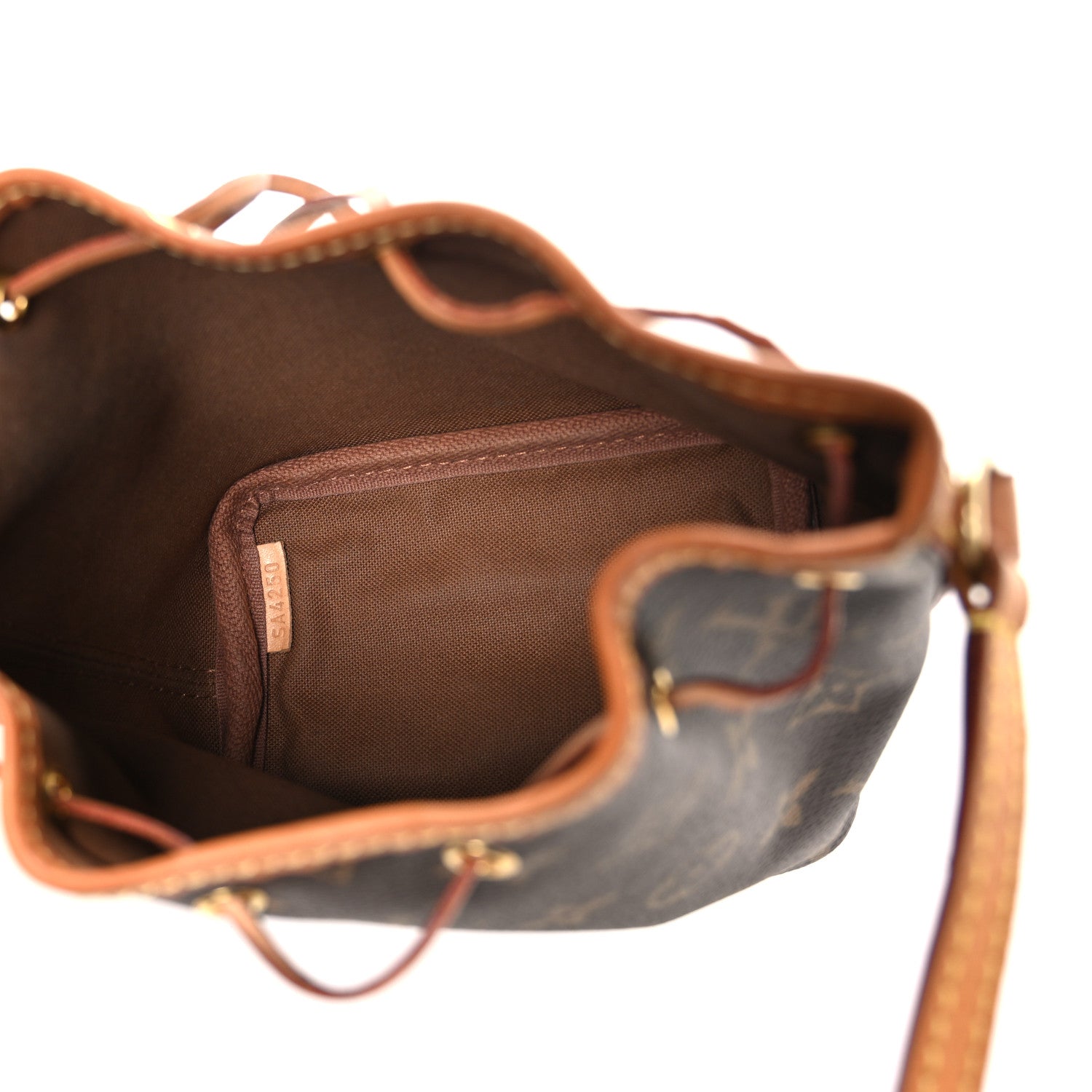 Louis Vuitton Monogram Nano Noe 5 of 10