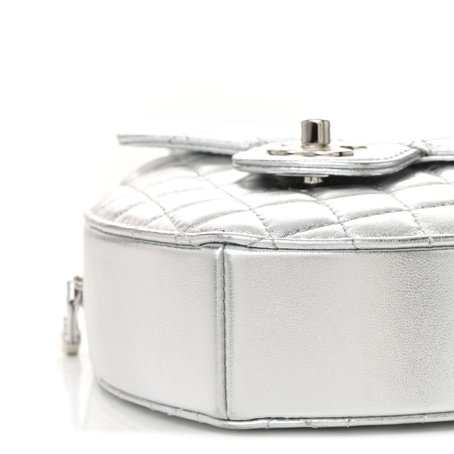 Metallic Lambskin Quilted Large CC In Love Heart Bag Silver