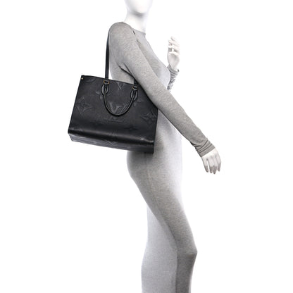 Louis Vuitton Empreinte Monogram Giant Onthego MM Black 2 of 12