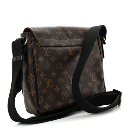 Louis Vuitton Monogram Macassar District PM 3 of 11