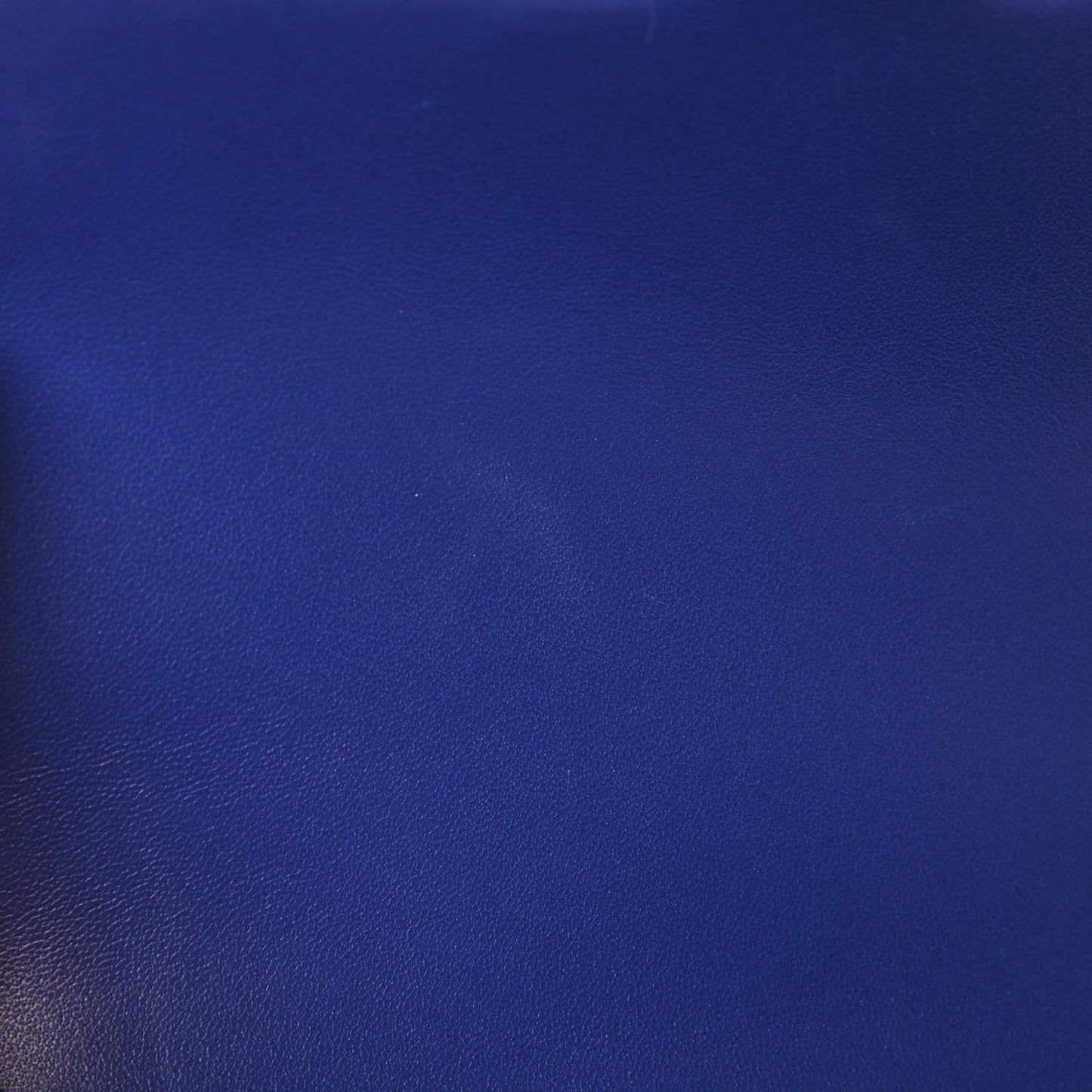 Epsom Constance 18 Bleu Electrique