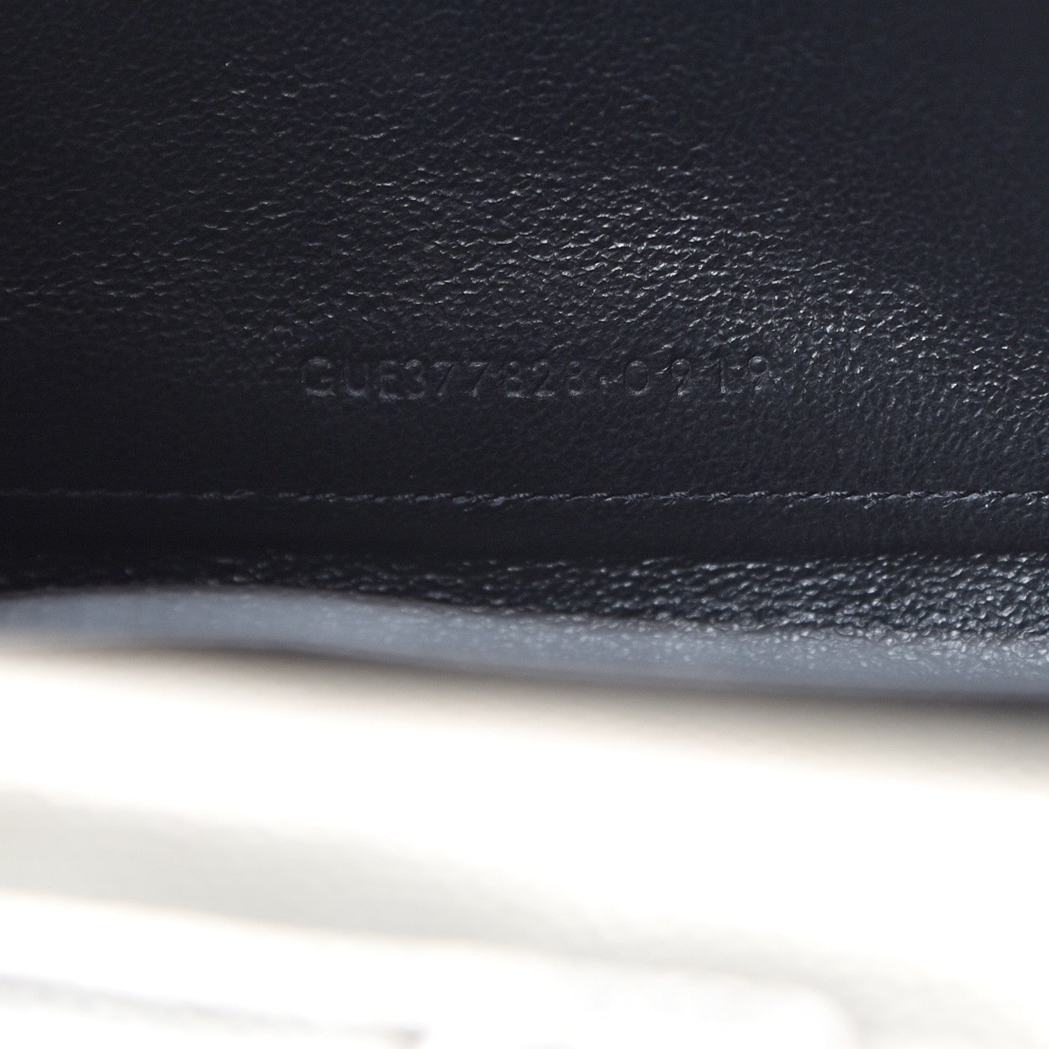 Saint Laurent Metallic Grain De Poudre Matelasse Chevron Monogram Chain Wallet Piombo 7 of 11