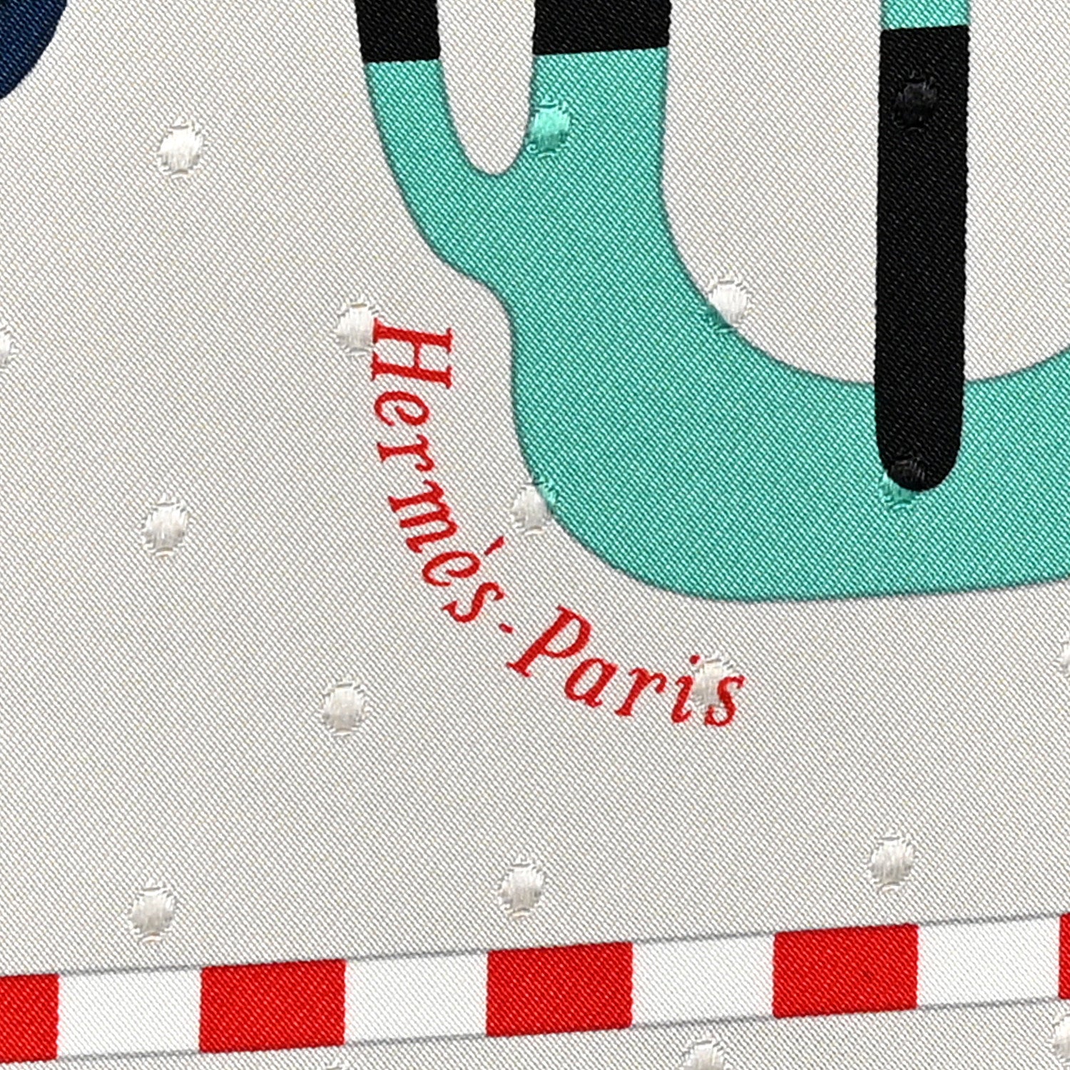 Hermes Silk Bouclerie Moderne Plumetis Scarf 70 Craie Bleu Rouge Rose 2 of 5
